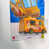 Hot Wheels 1/64 Treasure Hunt Quick Bite Orange - Damaged Card