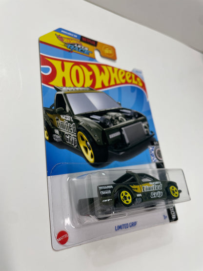 Hot Wheels 1/64 Limited Grip Green