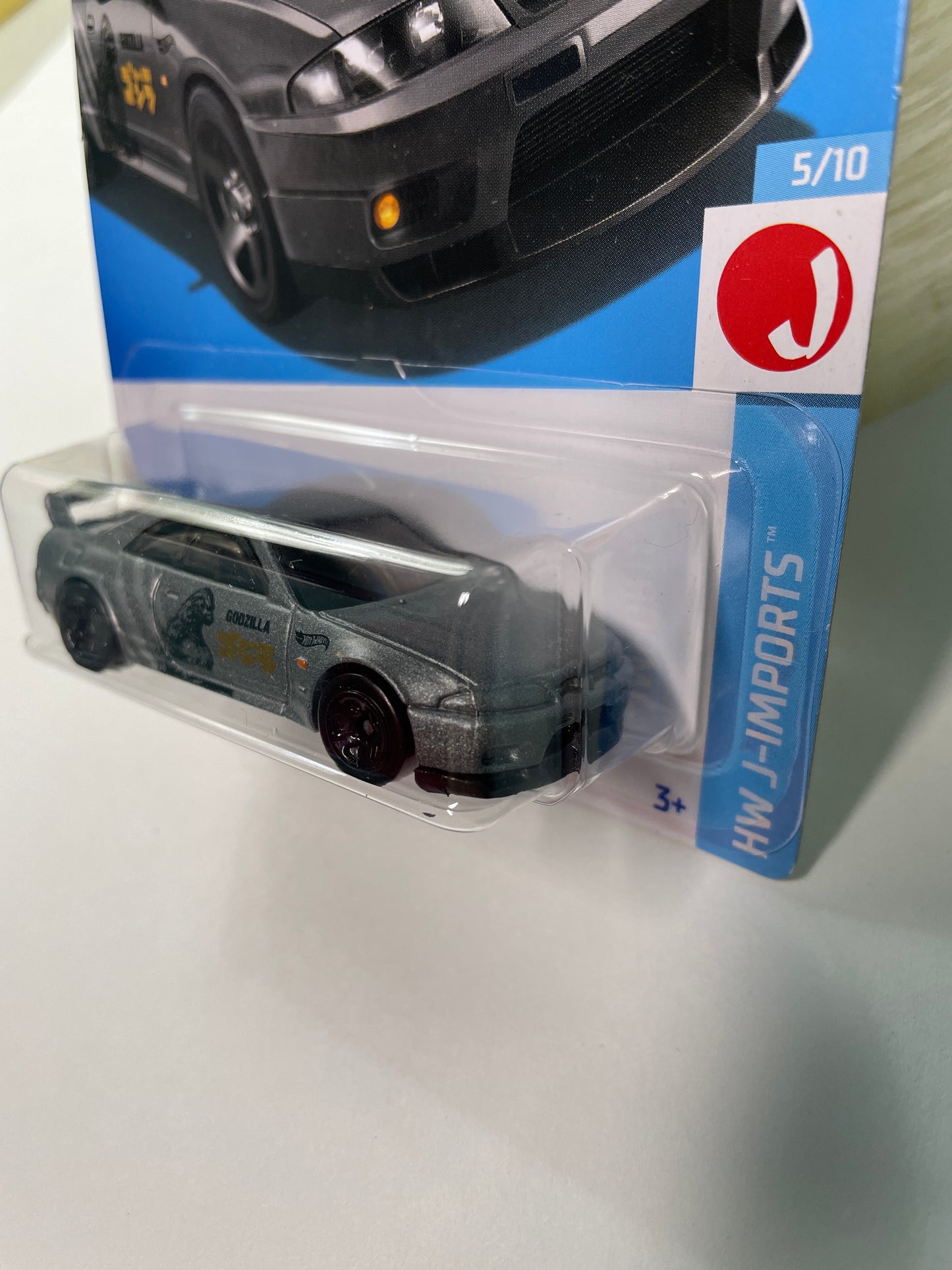 Hot Wheels 1/64 Nissan Skyline GT-R (BCNR33) Grey