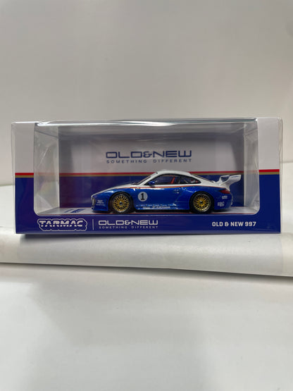 Tarmac Works 1/43 Old & New Porsche 997 Blue & White
