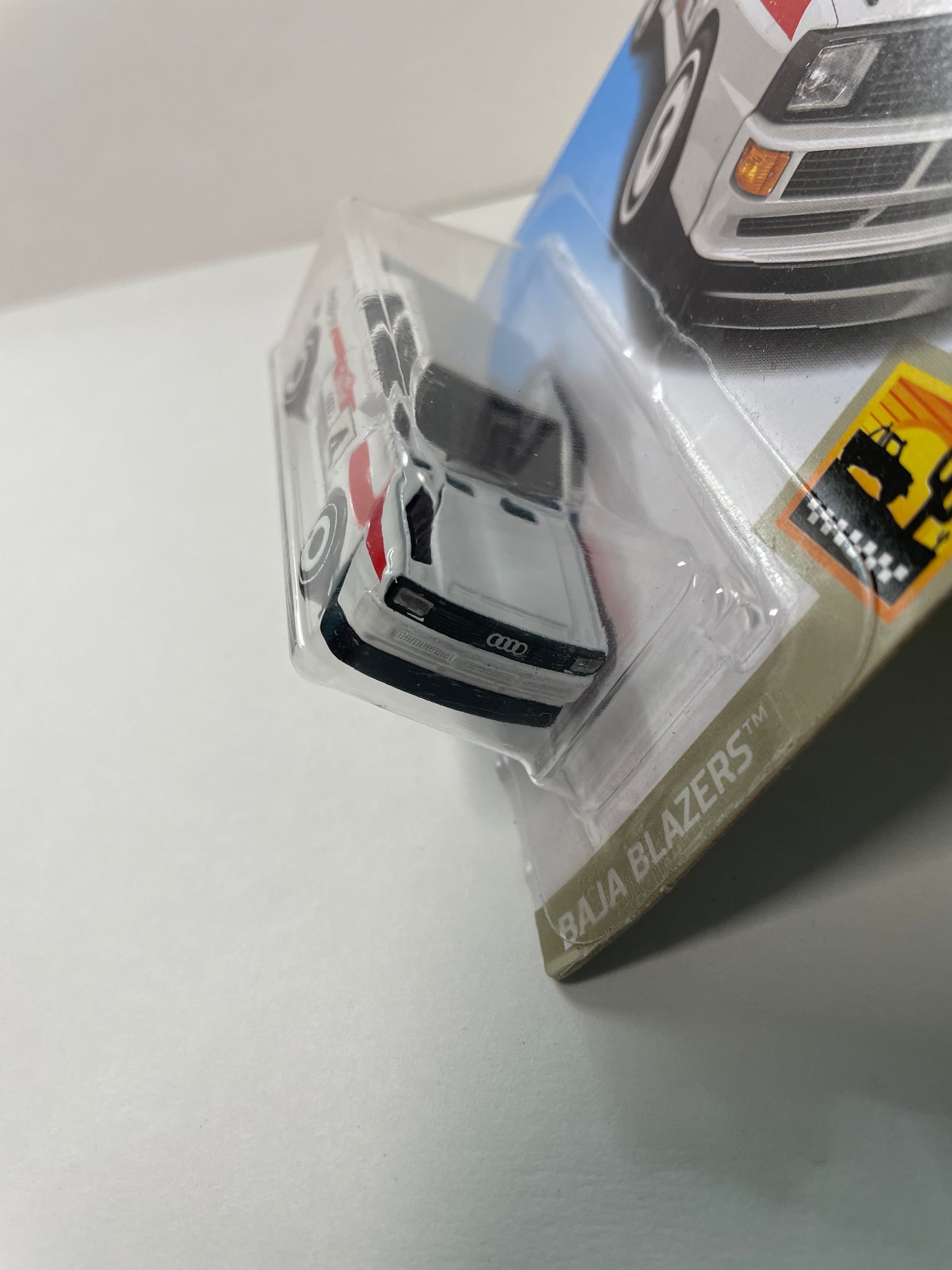 Hot Wheels 1/64 ‘84 Audi Sport Quattro White - Damaged Box