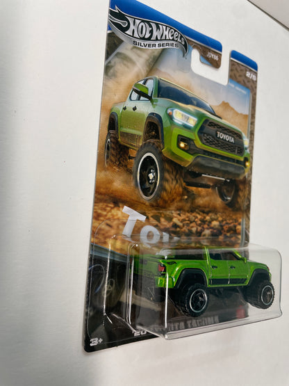 Hot Wheels 1/64 Toyota Silver Series '20 Toyota Tacoma Green - JCB72