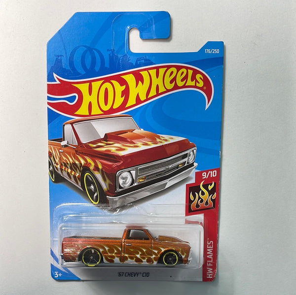 Hot Wheels 1/64 ‘67 Chevy C10 Brown Damaged Card