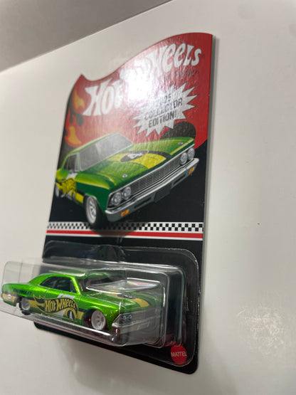 Hot Wheels 1/64 Mail In Collector Edition '66 Chevy Chevelle Green - JCB39-NK910 - Damaged Box