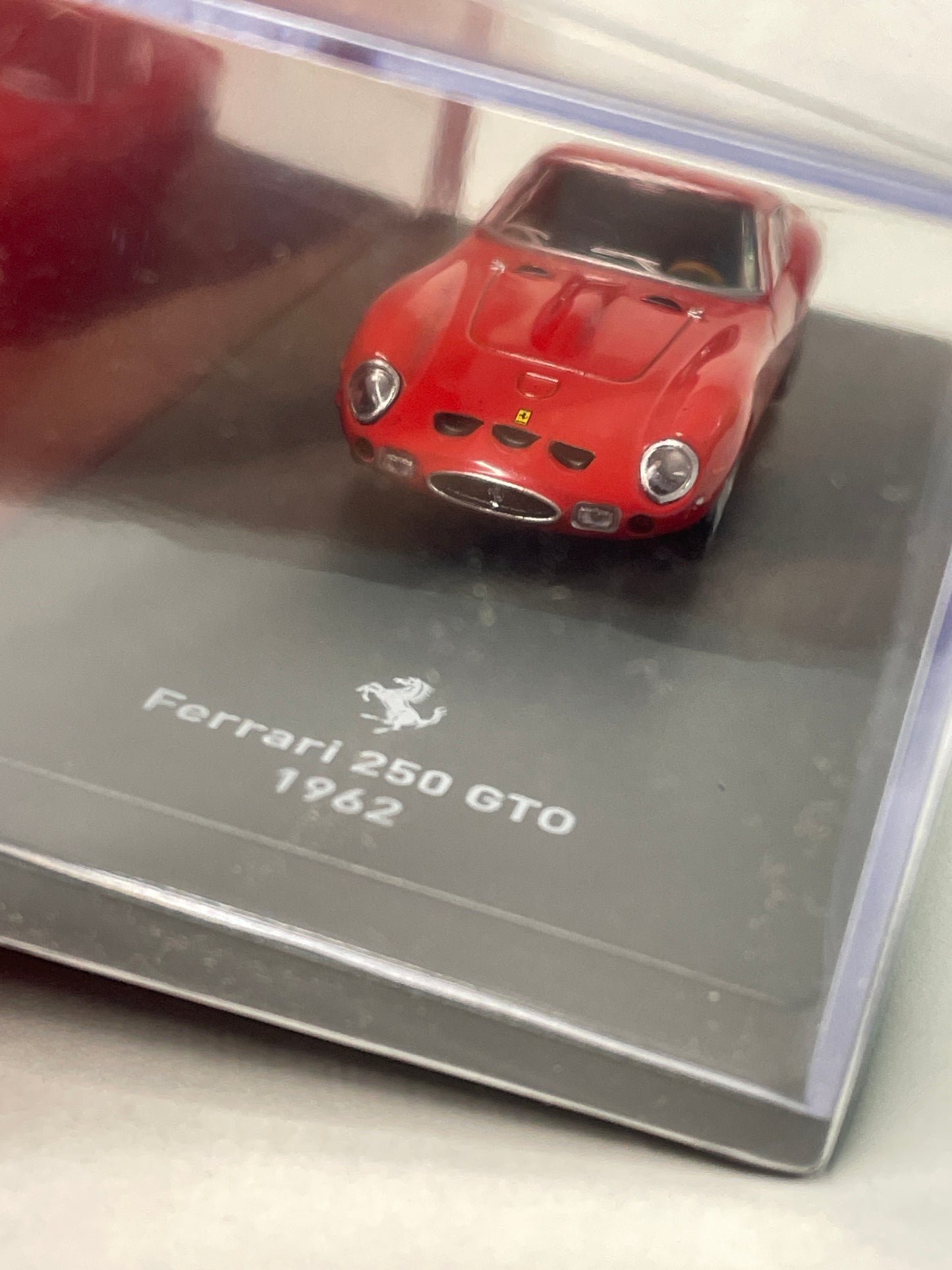 Centauria 1/64 Ferrari 250 GTO 1962 Red - MZ6ALA0006 - Damaged Case