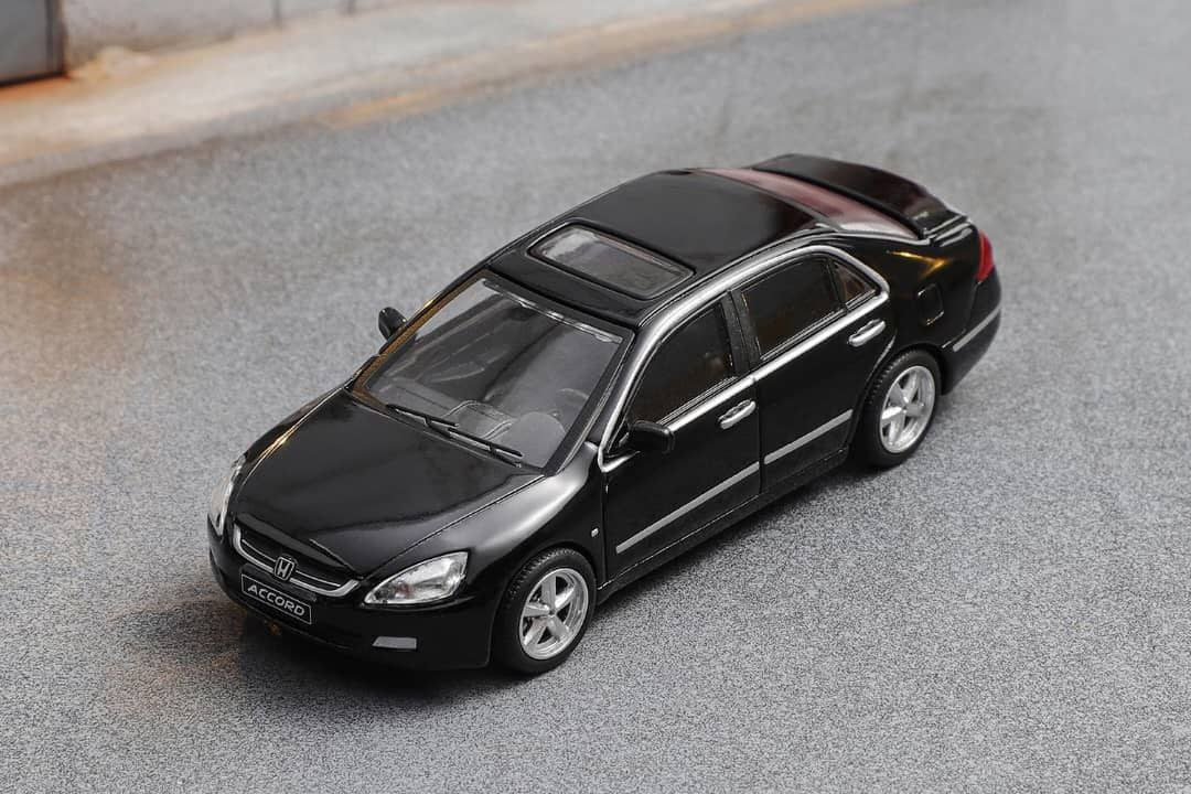 DCT 1/64 Honda Accord Sedan 2005 Black