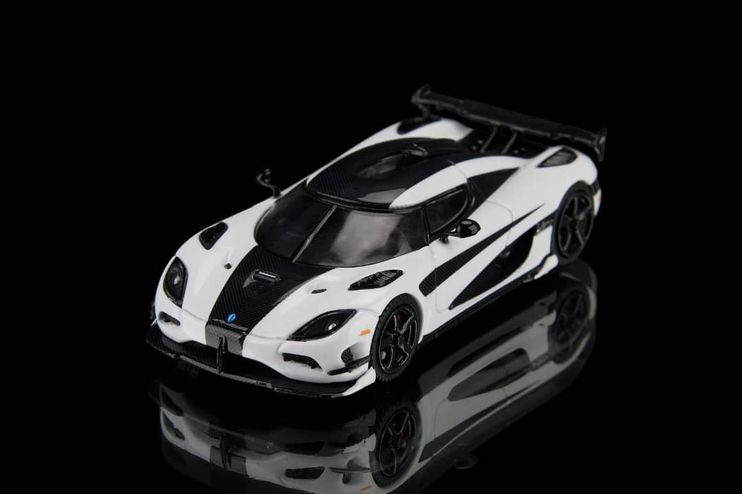 SmallCar Art 1/64 Koenigsegg Agera RS White