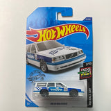 Hot Wheels 1/64 Volvo 850 Estate White - Damaged Card