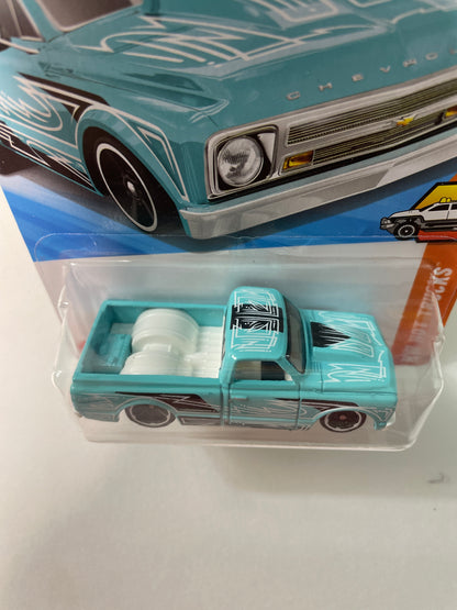 Hot Wheels 1/64 ‘67 Chevy C10 Teal - Damaged Box