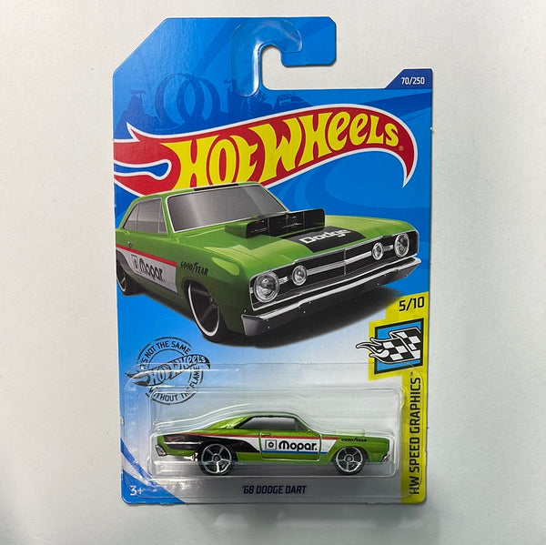 Hot Wheels 1/64 ‘68 Dodge Dart Green - Damaged Card