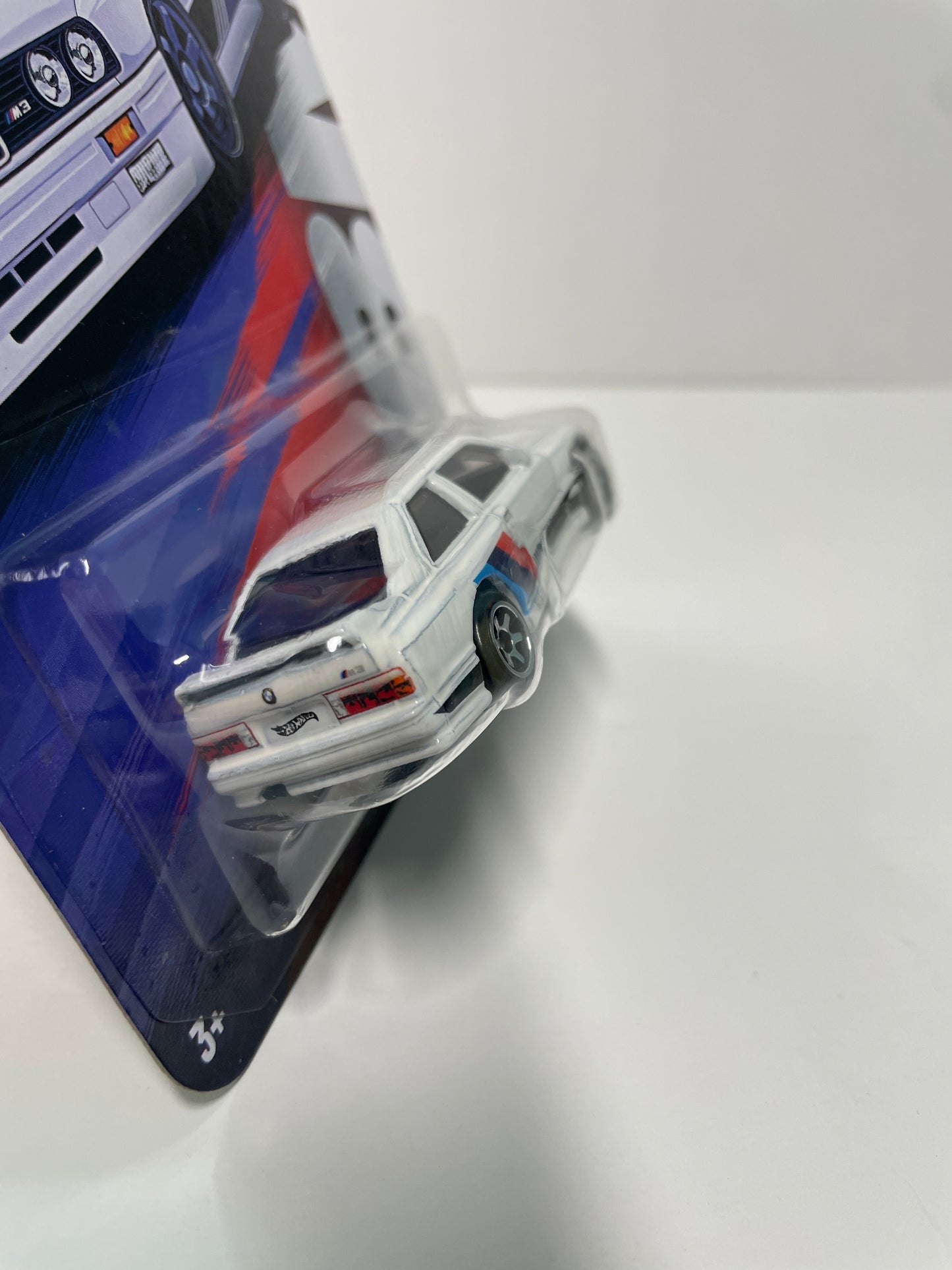 Hot Wheels 1/64 BMW Silver Series 1992 BMW M3 White