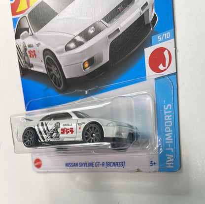 Hot Wheels 1/64 Nissan Skyline GT-R (BCNR33) Godzilla White - Damaged Box