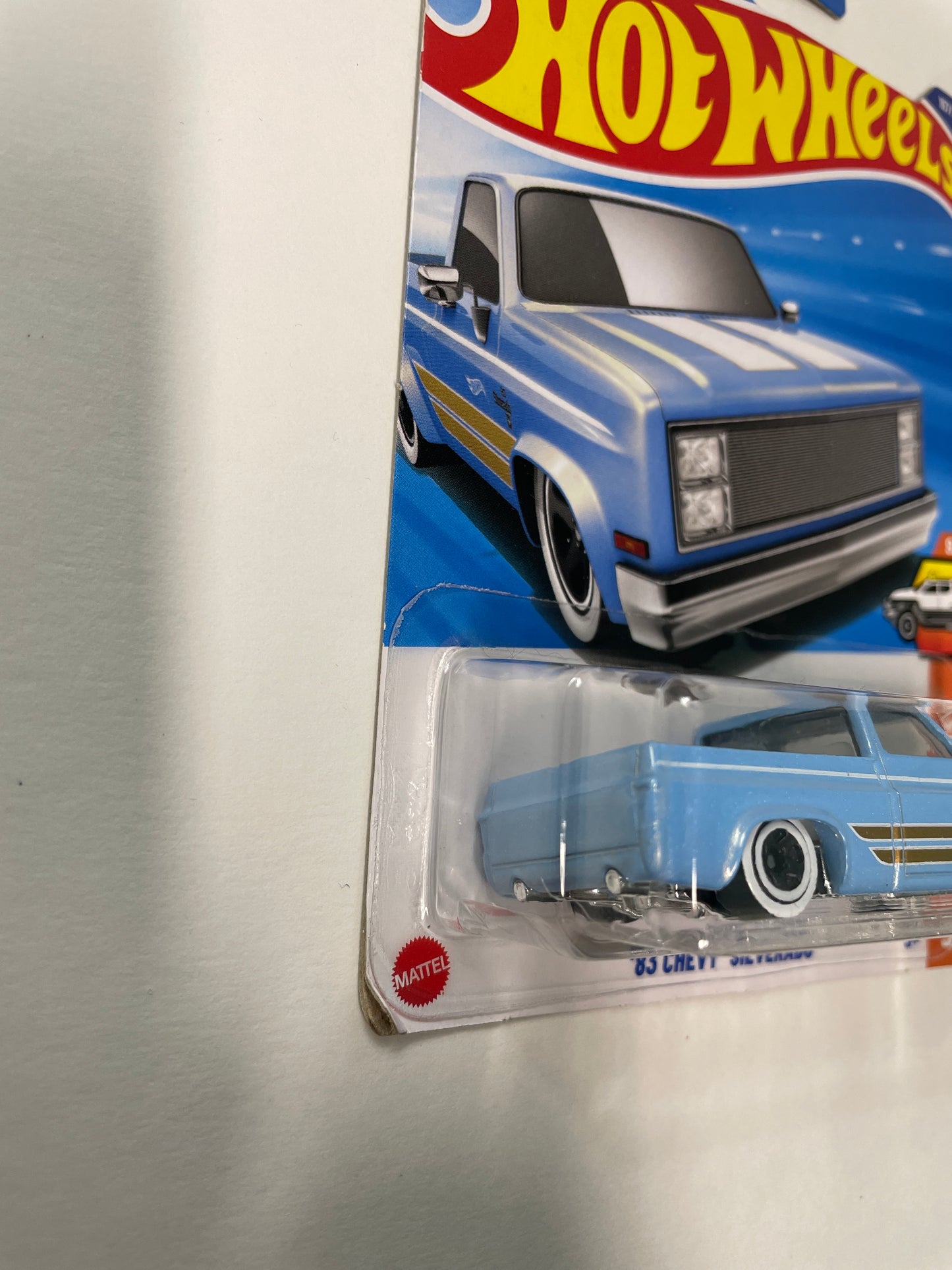Hot Wheels 1/64 ‘83 Chevy Silverado Blue - Damaged Box