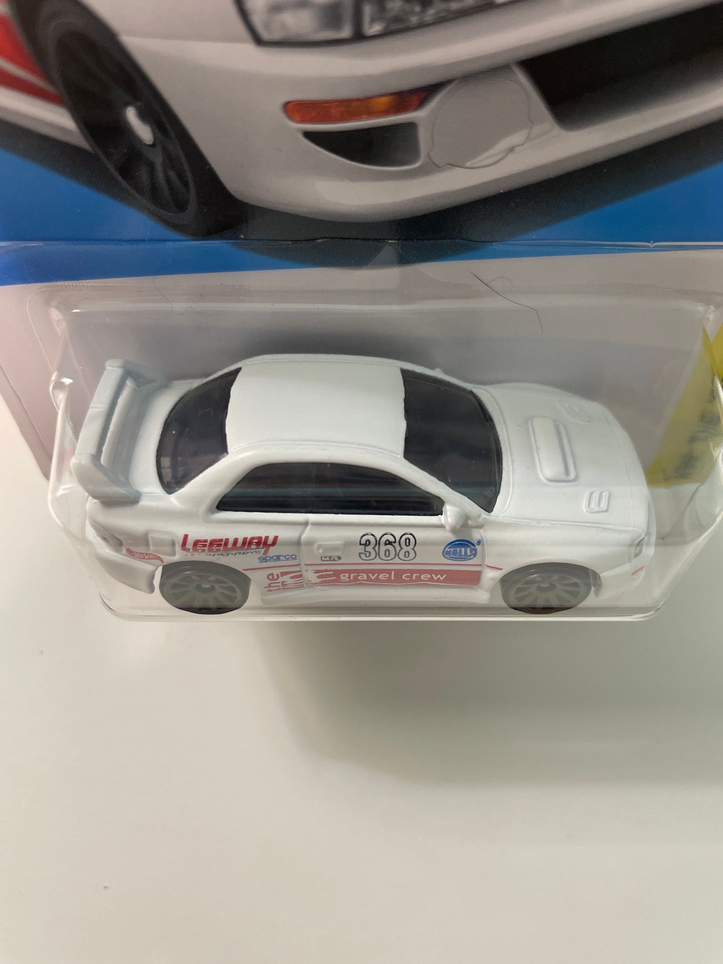 Hot Wheels 1/64 ‘98 Subaru Impreza 22B-STI Version White & Red - Damaged Box