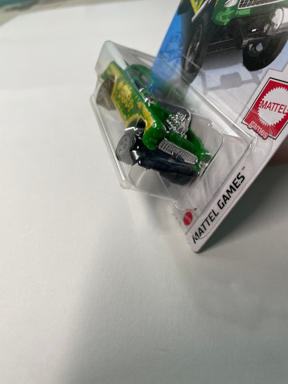 Hot Wheels 1/64 Guster ‘55 Chevy Bel Air Gasser Green - Damaged Box
