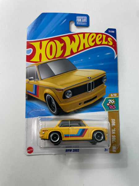 Hot Wheels 1/64 BMW 2002 Yellow