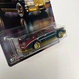 Hot Wheels 1/64 NFT Garage ‘82 Cadillac Seville (Limited to 3000 Units)