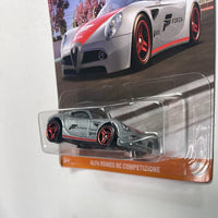 Hot Wheels 1/64 Forza Alfa Romeo 8C Competizione Silver - Damaged Card