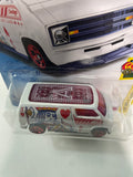 Hot Wheels 1/64 Treasure Hunt Custom ‘77 Dodge Van White - Damaged Card