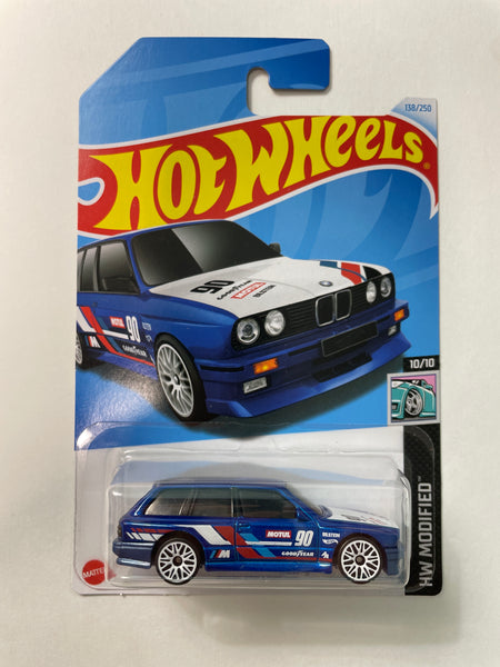 Hot Wheels 1/64 BMW M3 Wagon Blue & White