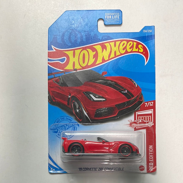 Hot Wheels 1/64 Target Red ‘19 Corvette ZR1 Convertible Red - Damaged Card