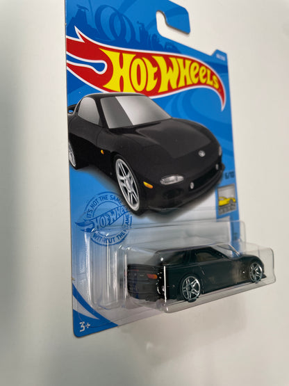 Hot Wheels 1/64 ‘95 Mazda RX-7 Black - Damaged Box