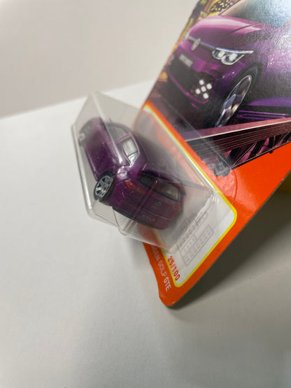 Matchbox 1/64 2021 Volkswagen Golf GTE Purple - Damaged Box
