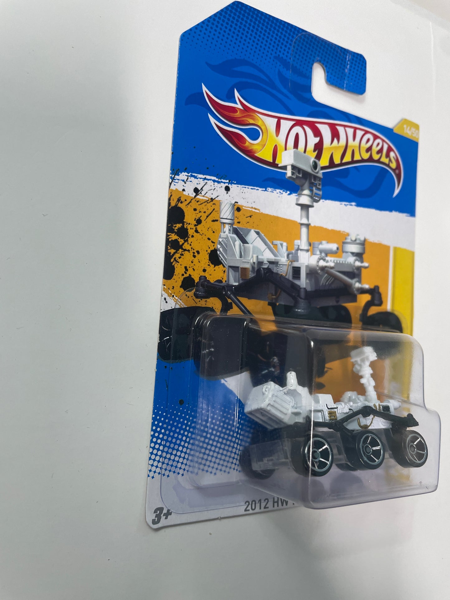 Hot Wheels 1/64 Mars Rover Curiosity White - Damaged Card
