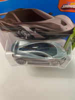 Hot Wheels 1/64 McLaren P1 Short Card Silver