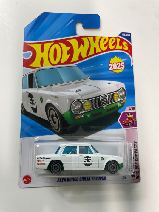 Hot Wheels 1/64 Alfa Romeo Giulia TI Super White