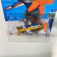 Hot Wheels 1/64 Treasure Hunt Mad Propz Gold