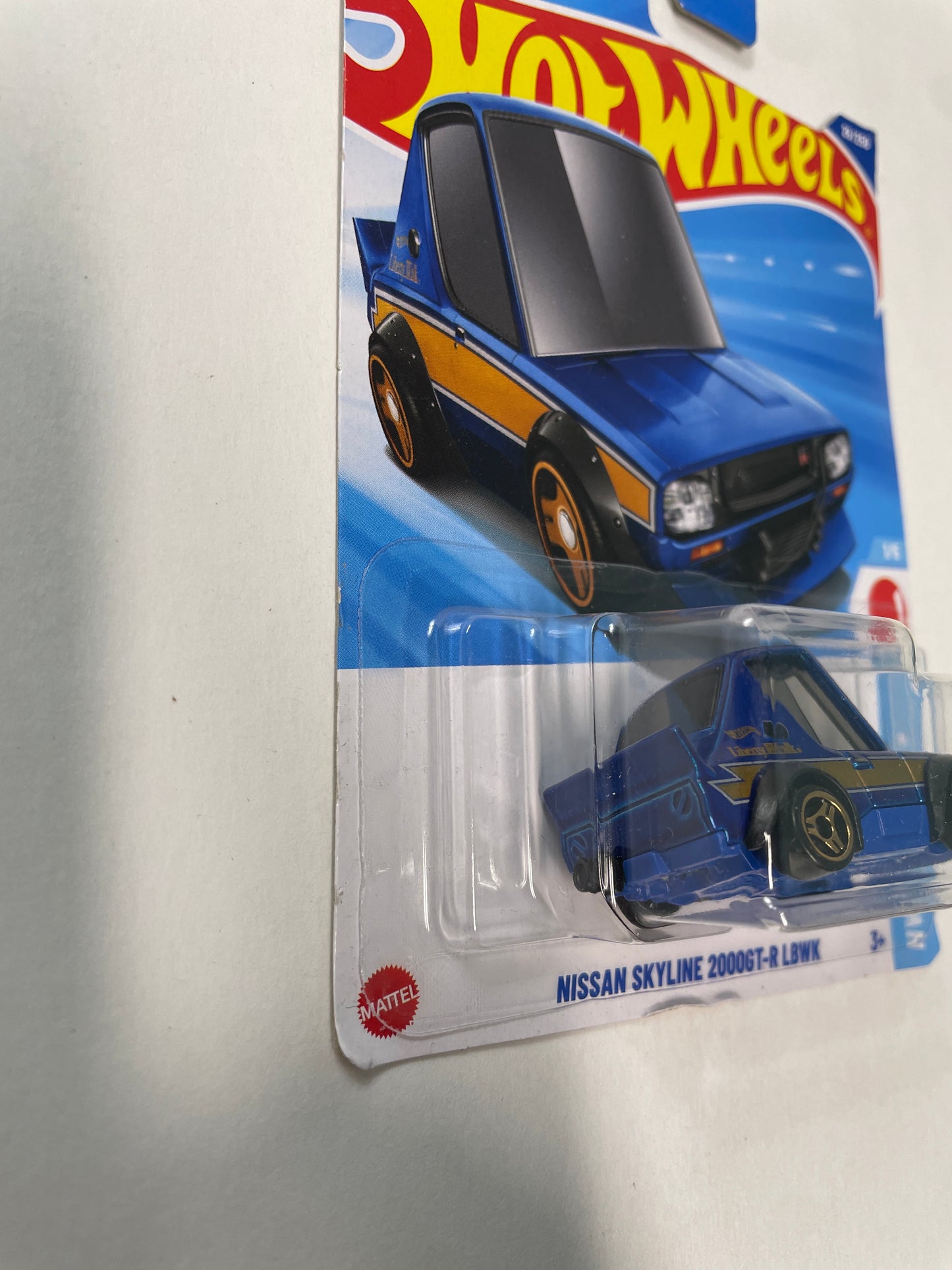 Hot Wheels 1/64 Nissan Skyline 2000GT-R LBWK Blue - Damaged Box