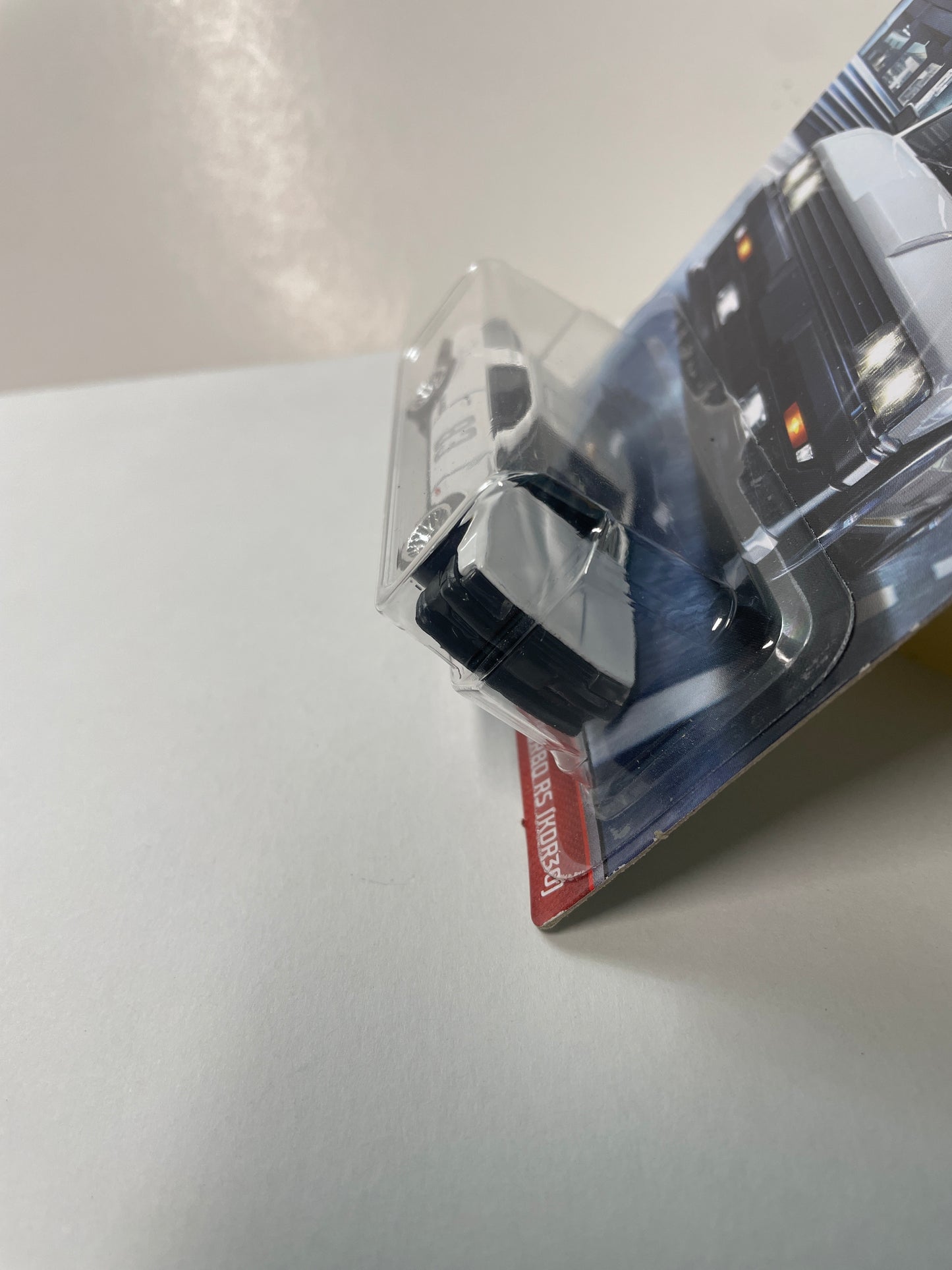 Hot Wheels 1/64 Nissan Skyline 2000 Turbo RS KDR30 White - Damaged Box