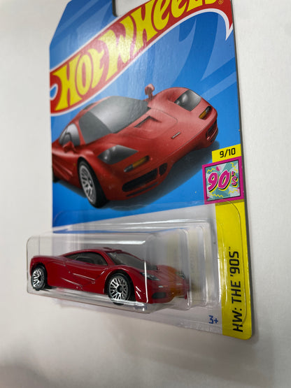 Hot Wheels 1/64 McLaren F1 Red - Damaged Box
