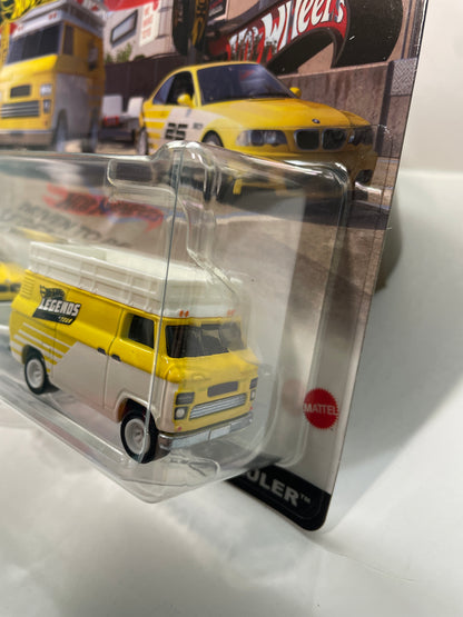 Hot Wheels 1/64 Car Culture Team Transport BMW M3 w/ HW Rally Hauler Yellow & White - JMF93