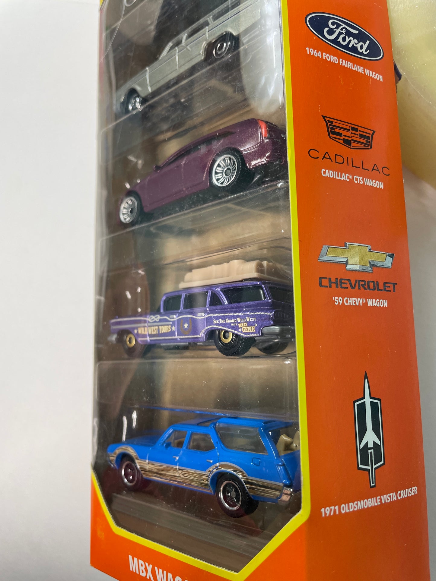 Matchbox 1/64 5 Pack Wagons - Damaged Box