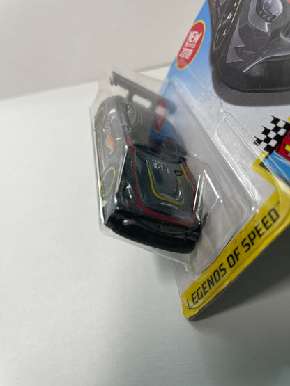 Hot Wheels 1/64 ‘16 Mercedes-AMG GT3 Grey - Damaged Box