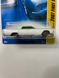 Hot Wheels 1/64 1964 Lincoln Continental White - Damaged Card