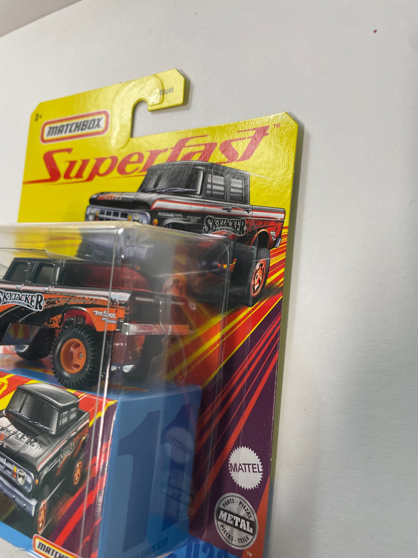Matchbox Superfast 1/64 1968 Dodge D200 Skyjacker - GNY11