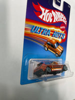 Hot Wheels 1/64 Ultra Hots ‘81 Toyota Starlet KP61 Orange