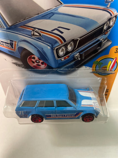 Hot Wheels 1/64 ‘71 Datsun Bluebird 510 Wagon Blue - Damaged Box