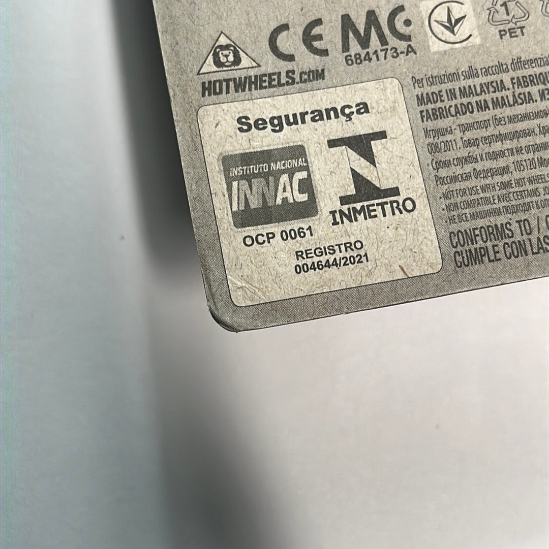 Hot Wheels Super Treasure Hunt BMW 507 Yellow - Damaged Box