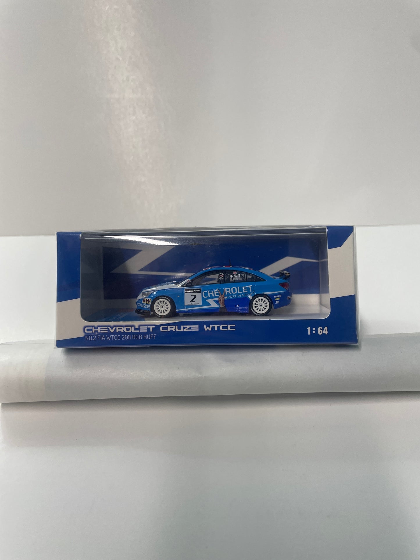 Pop Race 1/64 Chevrolet Cruze WTCC No.2 Fia 2011 Rob Huff Blue