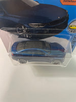 Hot Wheels 1/64 BMW M4 Short Card Blue - Damaged Card