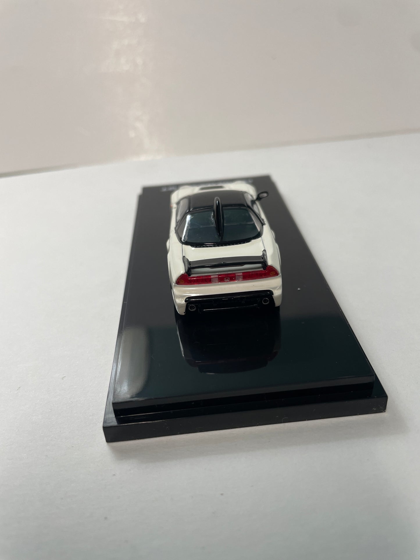 Motorhelix 1/64 Honda NSX-R GT Championship White - M65521 - Damaged Car (Read description)
