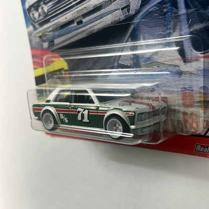 Hot Wheels Car Culture Door Slammers ‘71 Datsun 510 White & Green