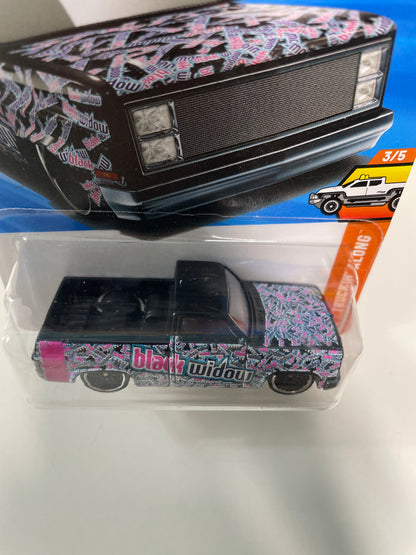 Hot Wheels 1/64 '83 Chevy Silverado Black & Pink - Damaged Box