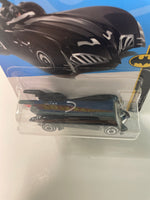 Hot Wheels 1/64 Batman & Robin Batmobile Black