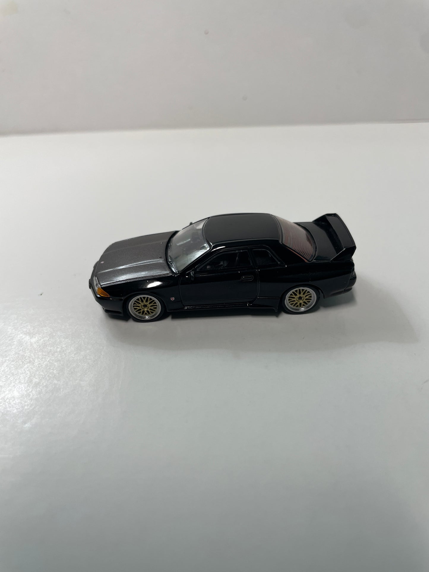 Mini GT 1/64 Nissan Skyline GT-R Black w/ BBS LM Wheel Black MGT00087-MJ - Loose w/ Damaged Box