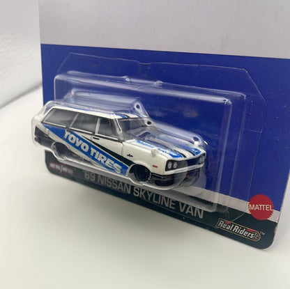 Hot Wheels 1/64 Pop Culture Speed Graphics Toyo Tires ‘69 Nissan Skyline Van White & Blue